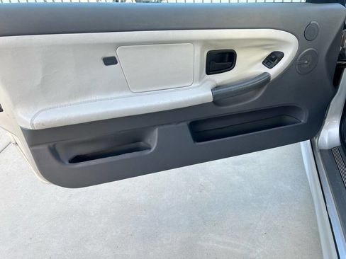 Used 1999 BMW M3 Convertible image 28