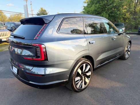 Used 2025 Volvo EX90 Ultra AWD/4WD image 3