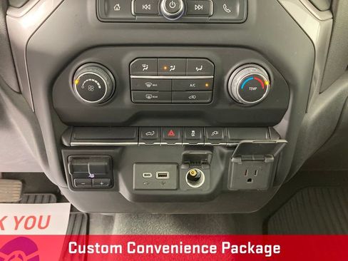 Used 2022 Chevrolet Silverado 2500 Custom w/ Custom Convenience Package AWD/4WD image 8
