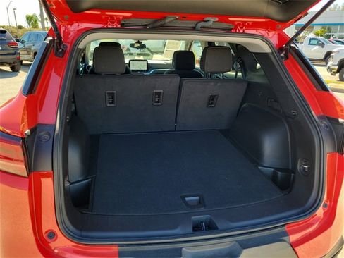 Certified 2025 Chevrolet Blazer LT image 6