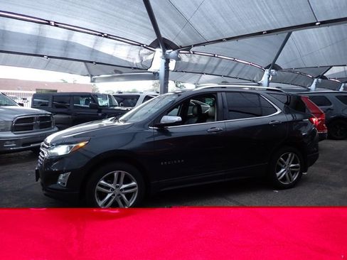 Used 2018 Chevrolet Equinox Premier AWD/4WD image 2