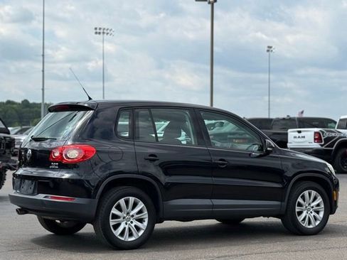 Used 2010 Volkswagen Tiguan SE AWD/4WD image 33