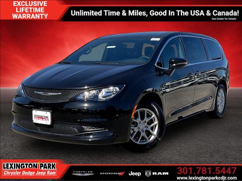 New 2026 Chrysler Voyager LX FWD image 2