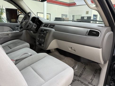 Used 2007 Chevrolet Tahoe LS RWD image 18