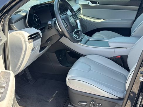 Used 2023 Hyundai Palisade SEL w/ Premium Package AWD/4WD image 9