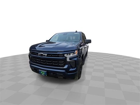 Used 2023 Chevrolet Silverado 1500 RST w/ Convenience Package II image 3