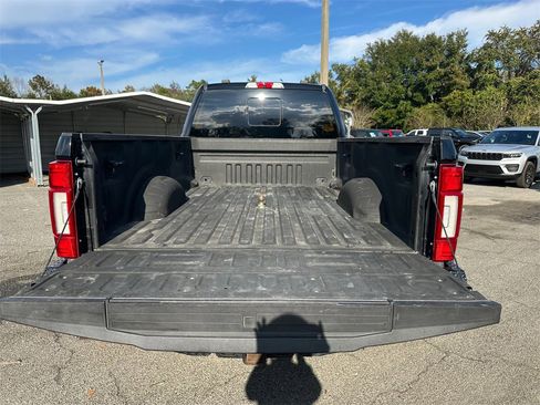 Used 2022 Ford F350 Platinum w/ FX4 Off-Road Package image 14