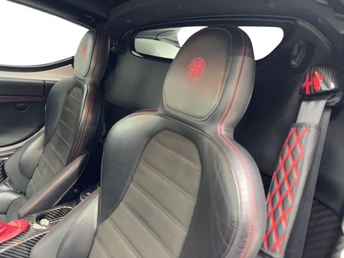 Used 2018 Alfa Romeo 4C Spider RWD image 25