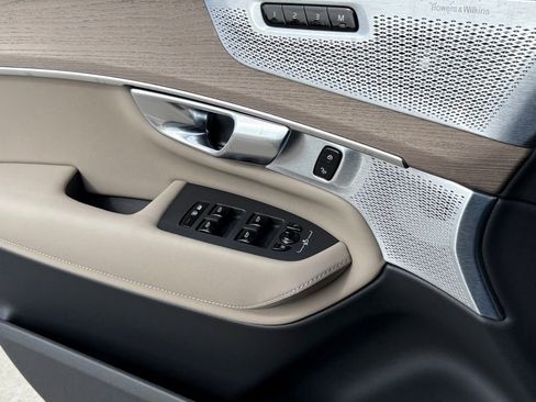 New 2026 Volvo XC90 T8 Ultra w/ Lounge Package AWD/4WD image 19