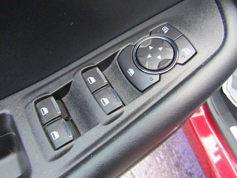 Used 2022 Ford Edge ST-Line image 17