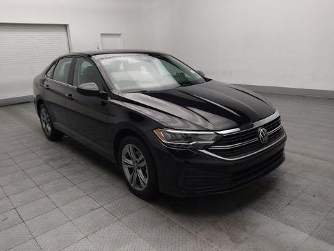 Used 2024 Volkswagen Jetta SE image 13