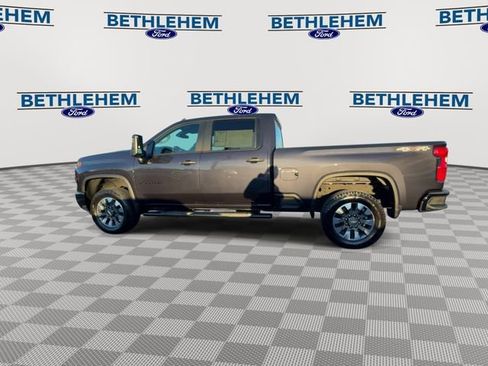 Used 2024 Chevrolet Silverado 2500 Custom w/ Custom Value Package image 5