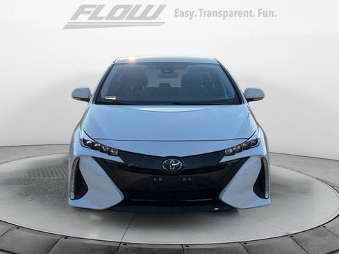 Used 2021 Toyota Prius Prime LE w/ Carpet Mat Package (TMS) FWD image 3