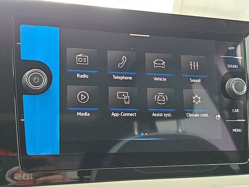 New 2026 Volkswagen Taos SE FWD image 20