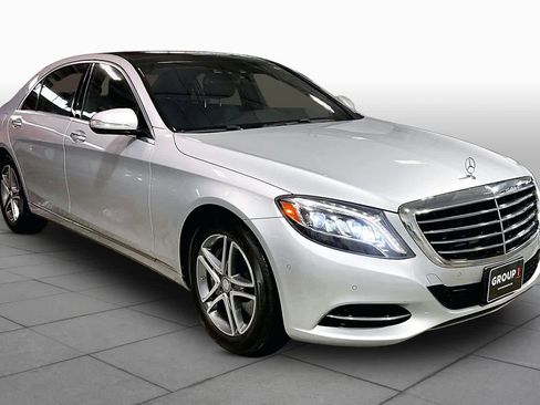 Used 2016 Mercedes-Benz S 550 4MATIC Sedan image 4