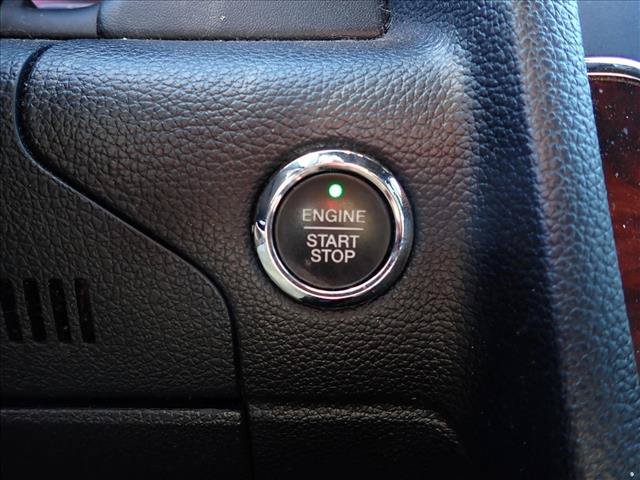 Used 2015 Lincoln Navigator 4WD image 15