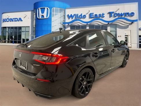 Certified 2025 Honda Civic Sport image 8