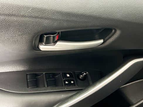 Used 2024 Toyota Corolla SE image 16