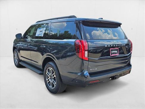 New 2025 Ford Expedition Active image 9