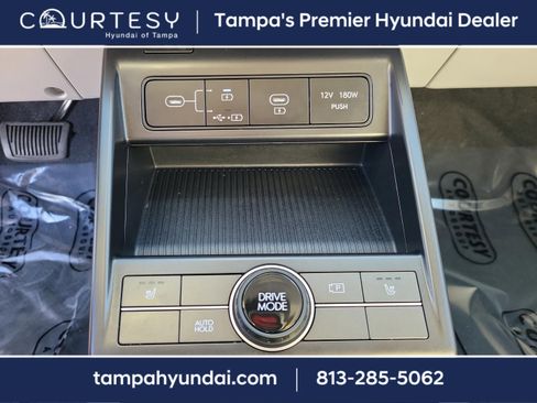 Certified 2024 Hyundai Kona SEL image 21