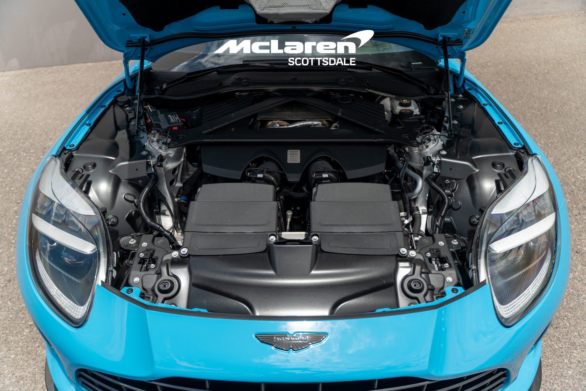 Used 2024 Aston Martin DB12 Coupe RWD image 23