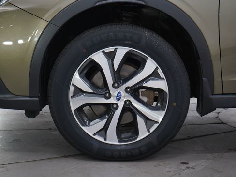 Used 2021 Subaru Outback Touring XT AWD/4WD image 28