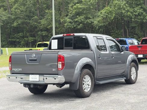 Used 2020 Nissan Frontier SV RWD image 23