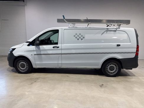 Used 2019 Mercedes-Benz Metris image 4