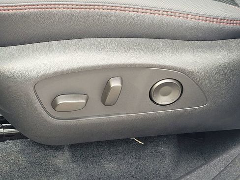 New 2026 Chevrolet Traverse RS image 17