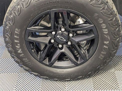 Certified 2024 Chevrolet Silverado 1500 Custom Trail Boss w/ LPO, Dark Essentials Package image 23