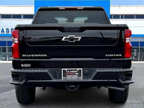 New 2026 Chevrolet Silverado 1500 Custom image 4