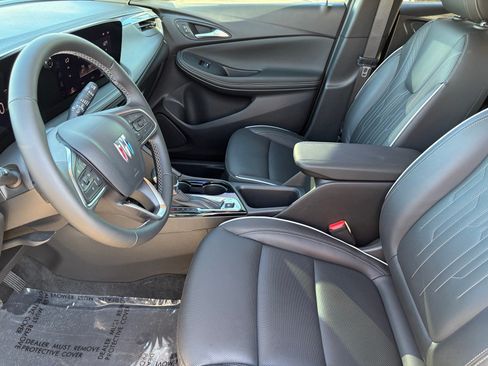 Used 2024 Buick Encore GX Avenir w/ Avenir Technology Package FWD image 15