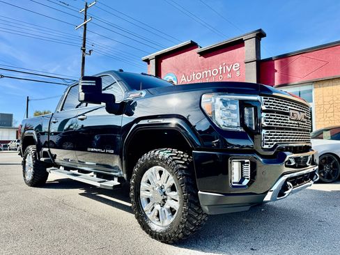 Used 2020 GMC Sierra 3500 Denali w/ Denali Ultimate Package image 1