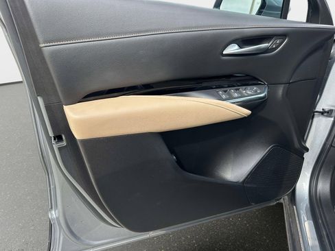 Used 2024 Cadillac XT4 Luxury image 17