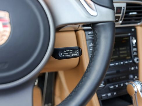 Used 2010 Porsche 911 Carrera S RWD image 21