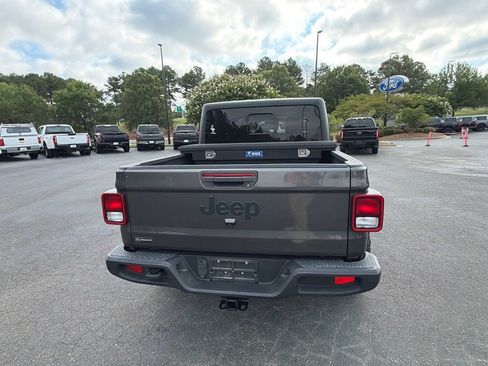 Used 2020 Jeep Gladiator Sport w/ Quick Order Package 24S AWD/4WD image 14