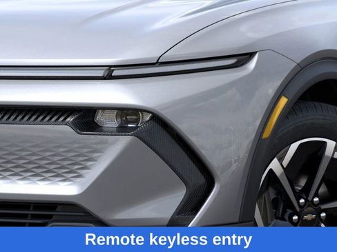 New 2026 Chevrolet Equinox EV LT image 11