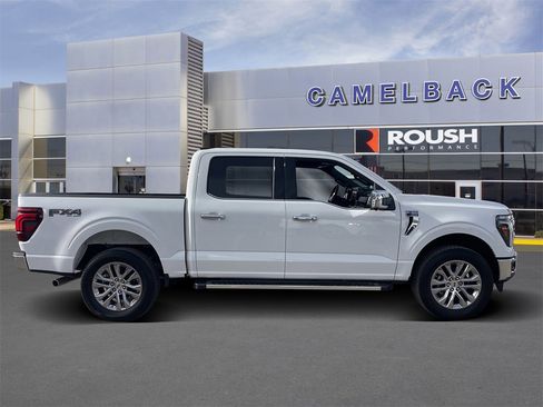 Used 2025 Ford F150 Lariat w/ Equipment Group 501A Mid image 6