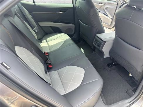 Used 2019 Toyota Camry XLE w/ Driver Assist Package FWD image 21