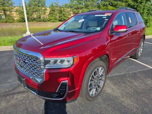 Used 2021 GMC Acadia Denali AWD/4WD image 9