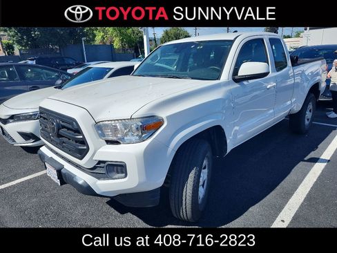 Certified 2018 Toyota Tacoma SR w/ SR Convenience Package image 1