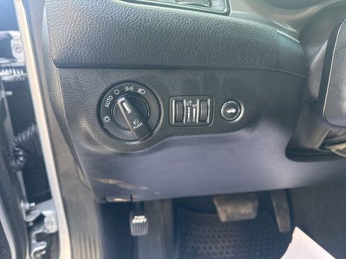 Used 2022 Dodge Challenger GT image 21