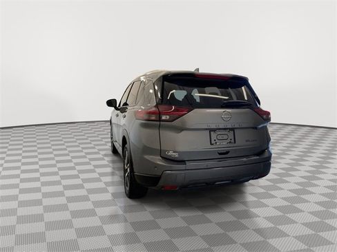 Certified 2025 Nissan Rogue SL w/ SL Premium Package image 9