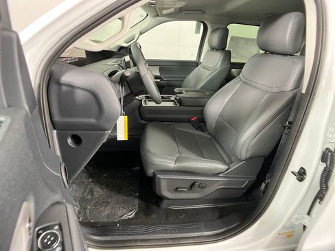 New 2026 Ford Expedition Max Active image 30