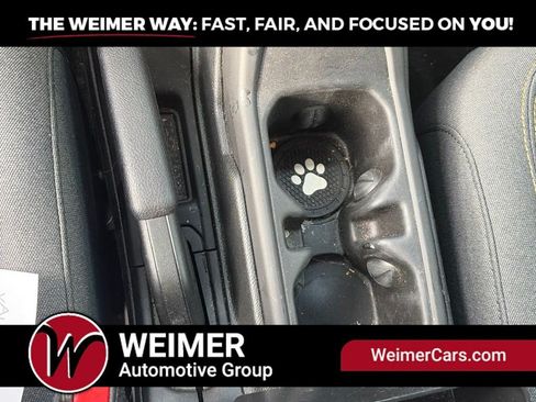 Used 2024 Jeep Wrangler Unlimited Sahara w/ Technology Group AWD/4WD image 38