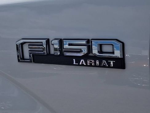 Used 2020 Ford F150 Lariat w/ Trailer Tow Package AWD/4WD image 34