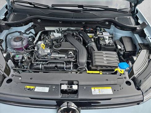New 2026 Volkswagen Taos SE FWD image 21