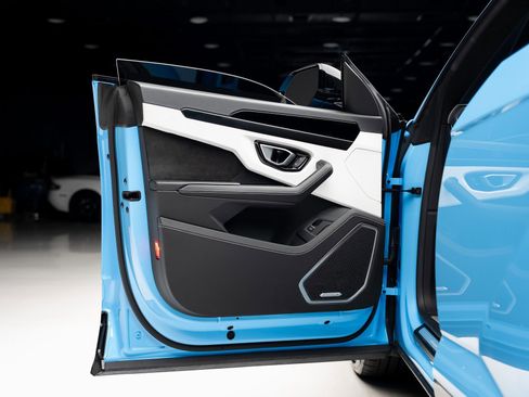 Used 2024 Lamborghini Urus S image 55