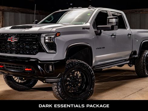 Used 2024 Chevrolet Silverado 2500 ZR2 w/ LPO, Dark Essentials Package image 5