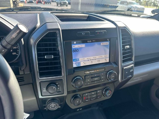 Used 2019 Ford F150 XLT w/ Equipment Group 302A Luxury AWD/4WD image 27